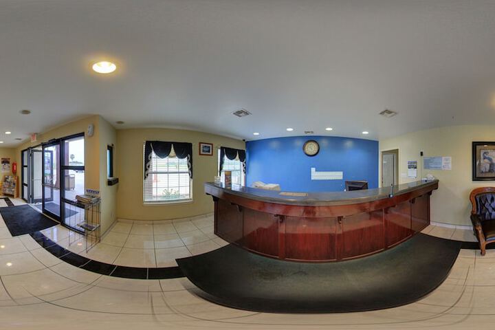Hotel Interior 6 of 177