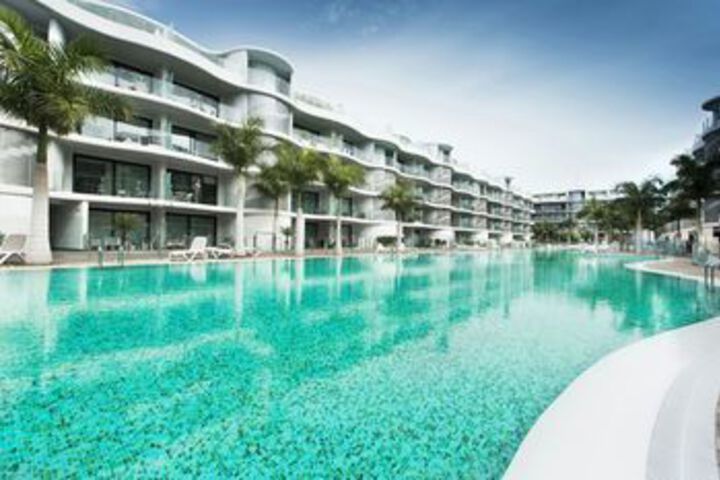 Pool 19 of 22