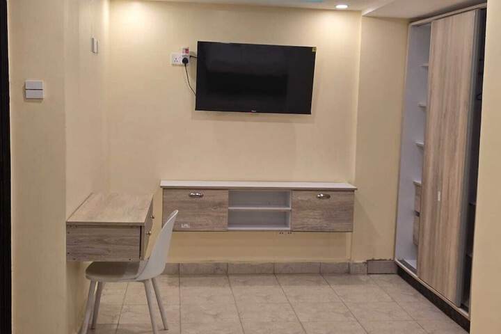 Room 12 of 45