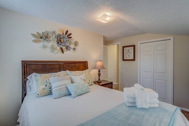 Room 5 of 46