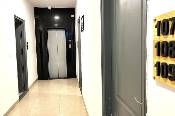 Room 55 of 66