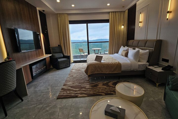 Room 18 of 55