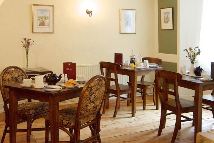 Dining Photos