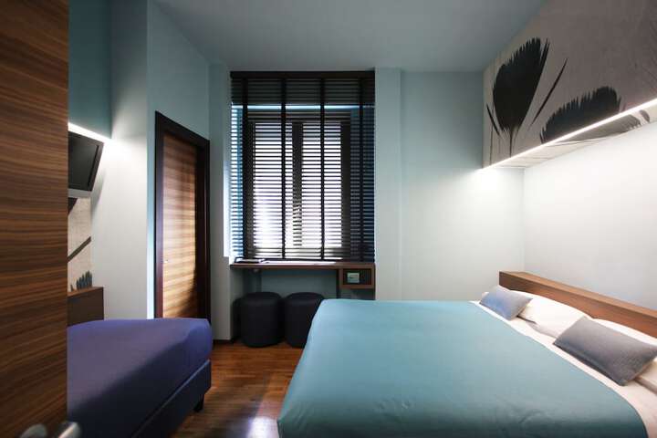 Room 19 of 60