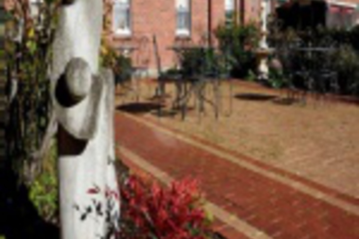 Hotel Exterior 13 of 360