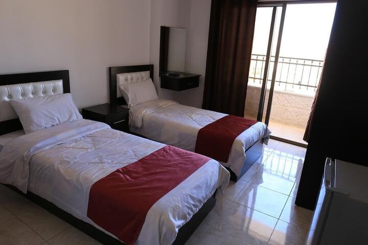 Room 2 of 44