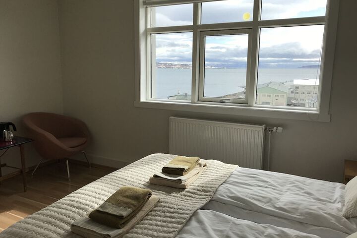 Room 20 of 33