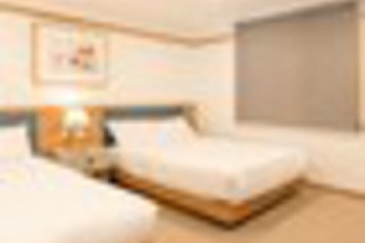 Room 56 of 111