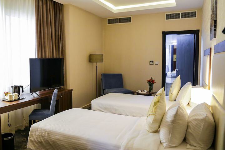 Room 14 of 61