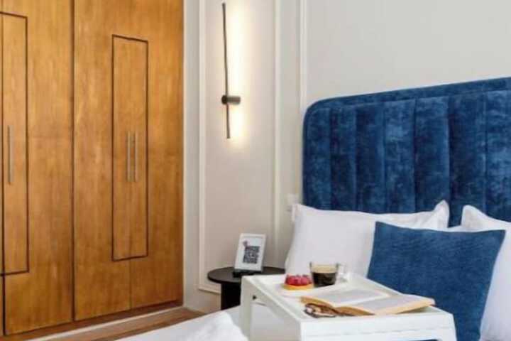 Room 4 of 81