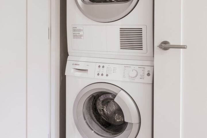 Laundry 20 of 40