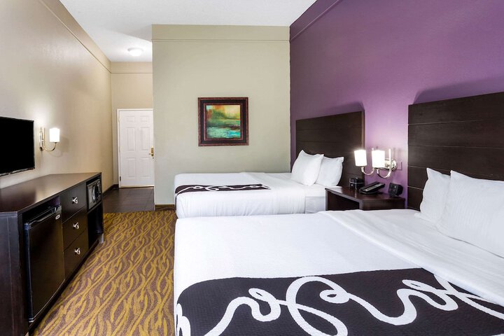 Room 12 of 46