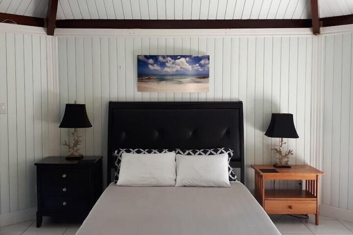 Room 5 of 38