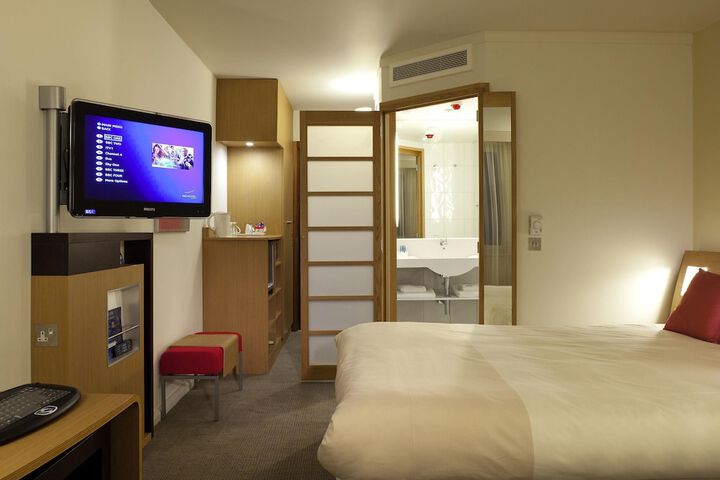 Room 15 of 56