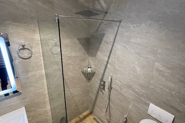 Room 20 of 26