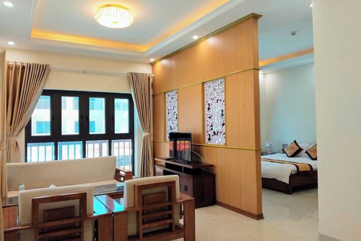 Room 5 of 50