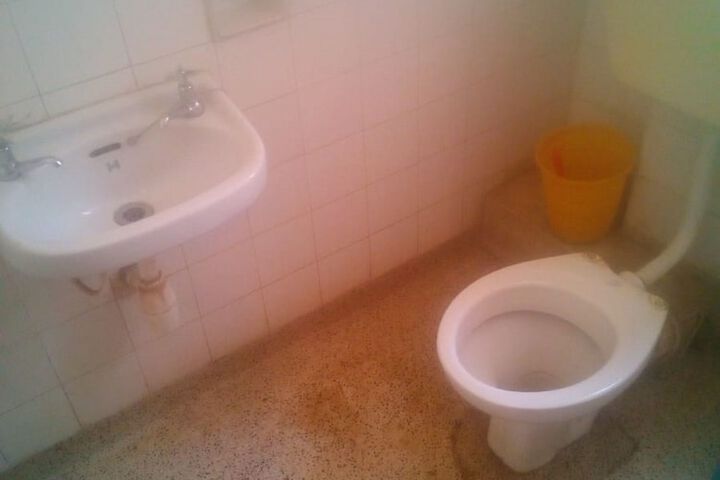 Room 11 of 15