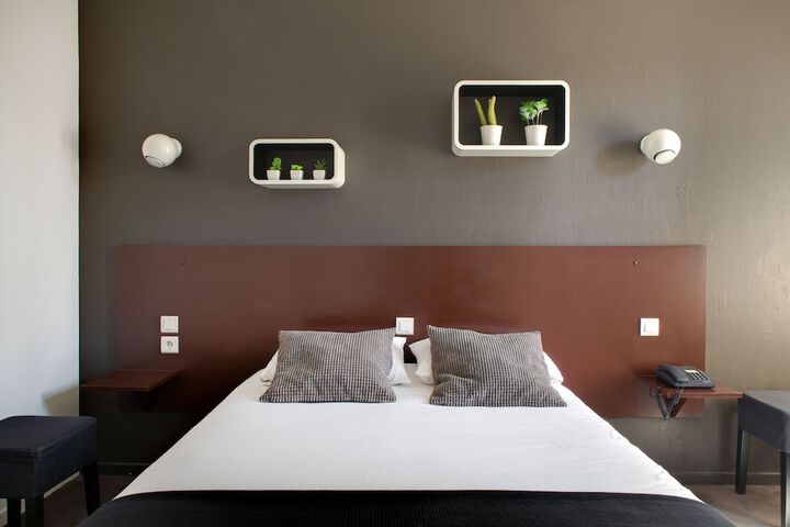 Room 17 of 55