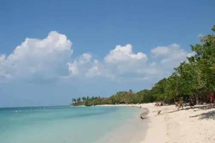 Beach 6 of 9