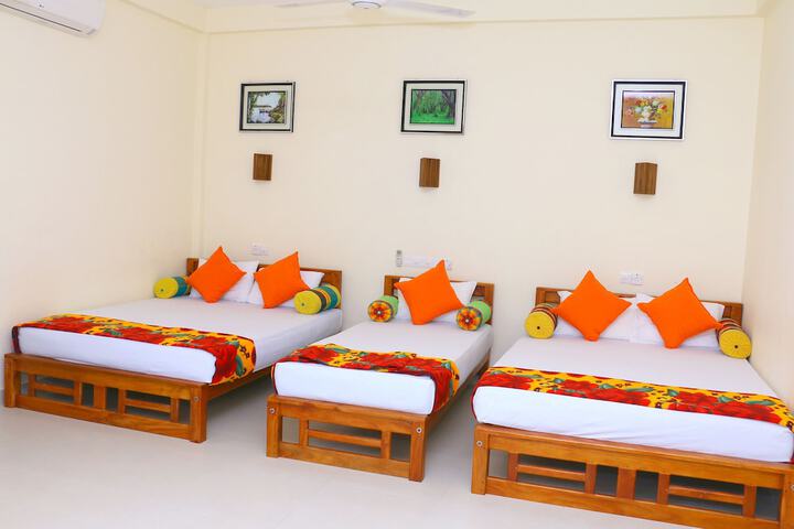 Room 13 of 66