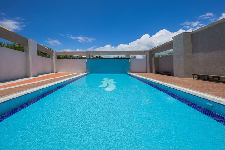 Pool 13 of 49