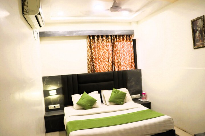Room 18 of 57