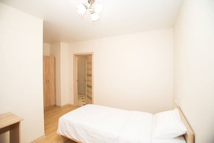 Room 21 of 28