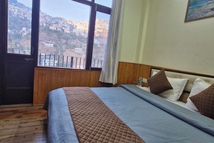Room 8 of 26