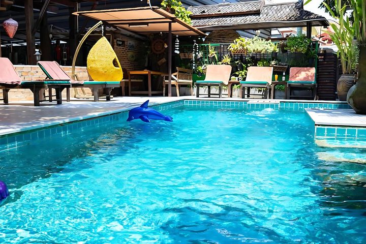 Pool 43 of 96