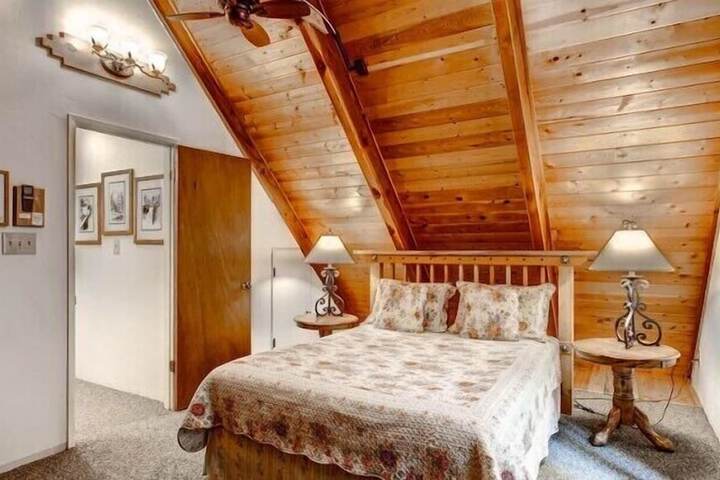 Room 5 of 20