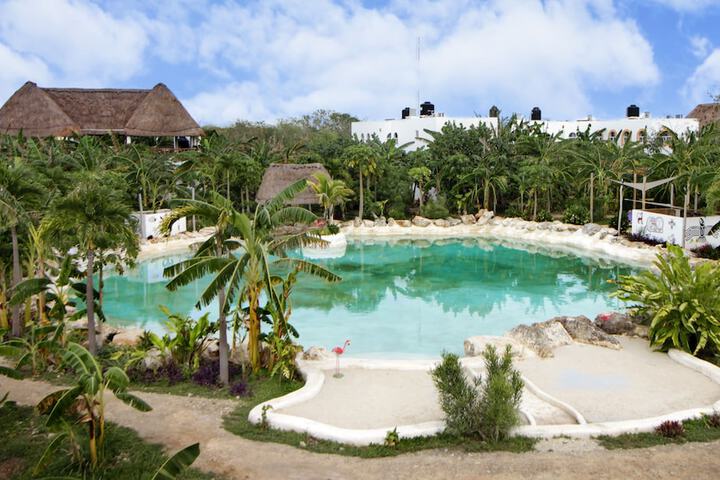 Pool 53 of 69