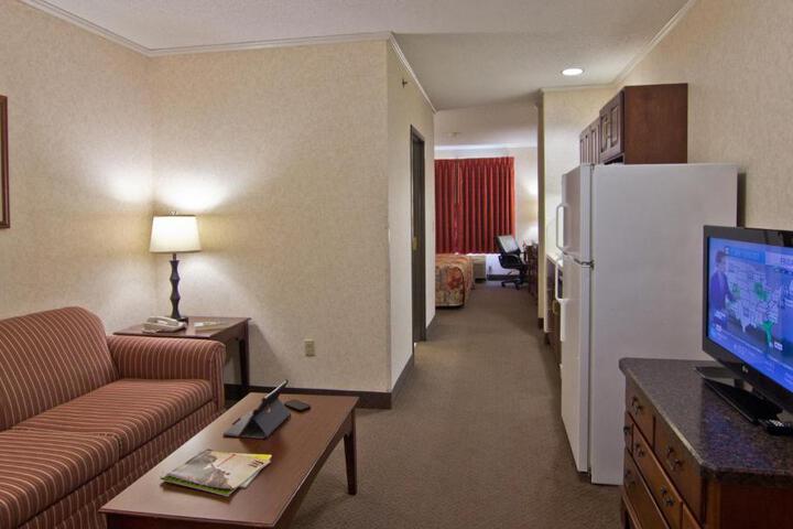 Executive Suite King Bed (11 of 11)