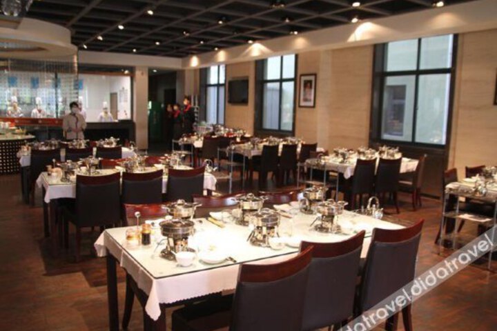 Yinzuo Commercial Hotel