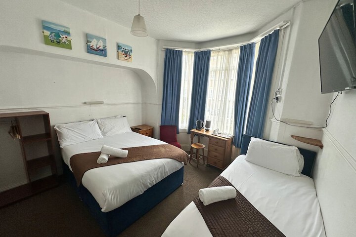 Room 7 of 23