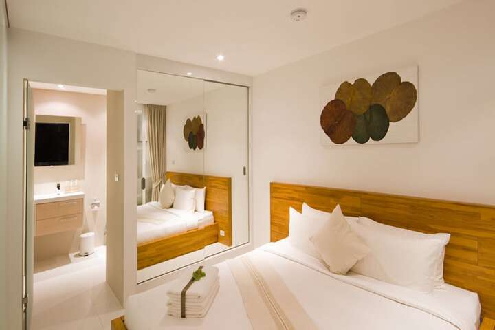 Room 21 of 64