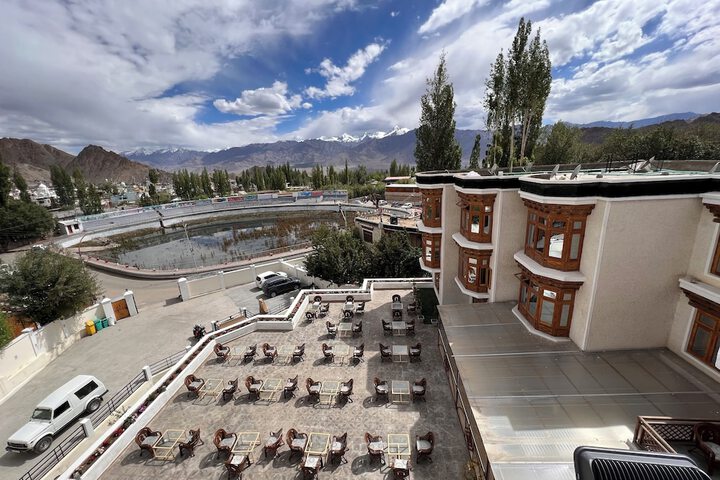Hotel 27 of 29