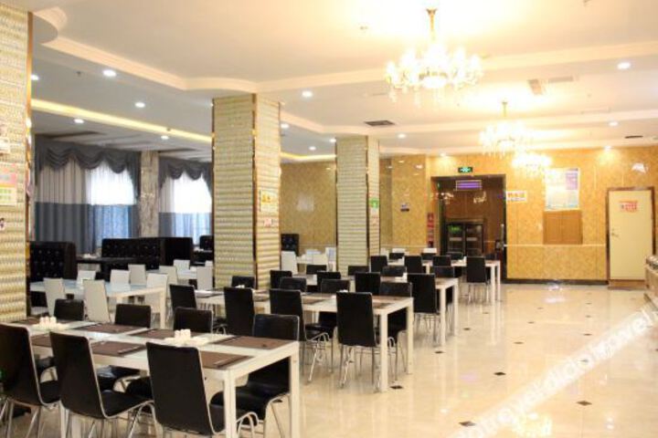 Hotel Interior 12 of 25