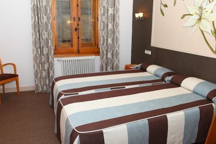 Room 5 of 51