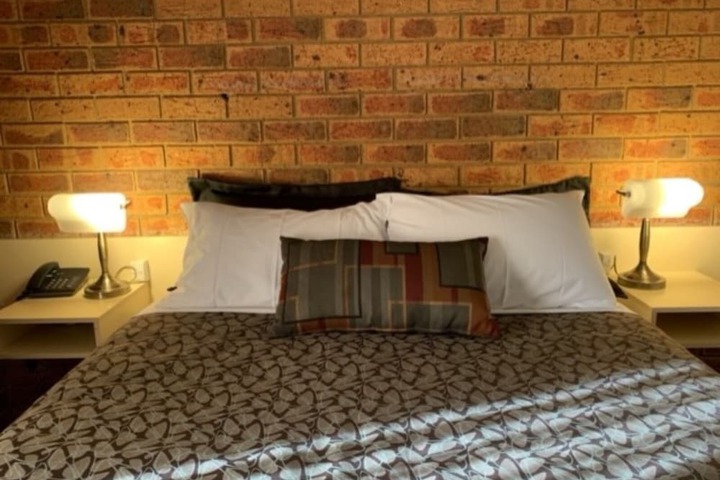 Room 14 of 21
