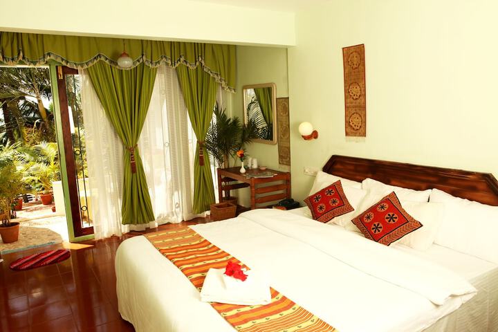 Room 3 of 34