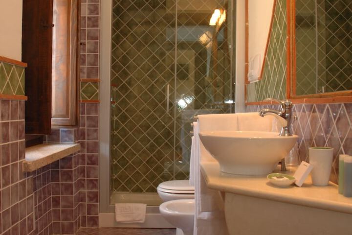 Bathroom Interior Photo
