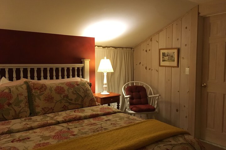 Room 54 of 148