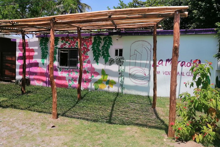 Exterior of La MoradA una ventana al Golfo