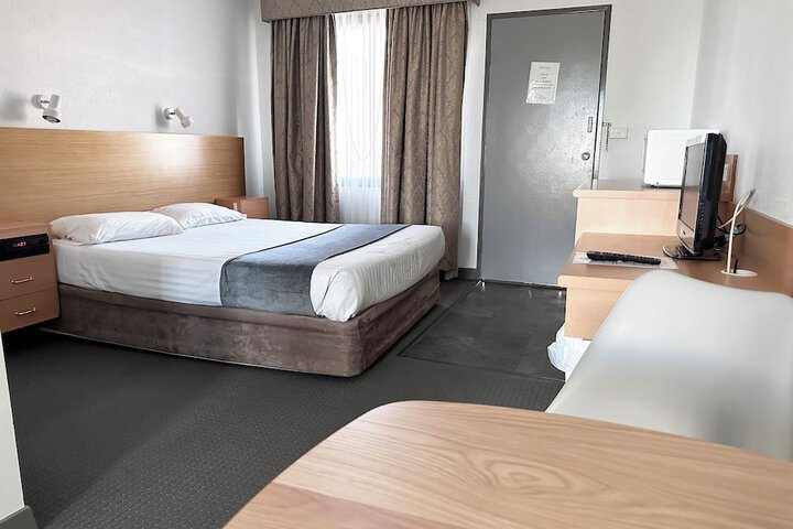 Room 22 of 49