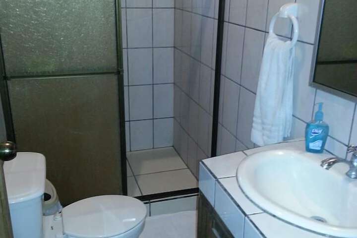 Room 16 of 25