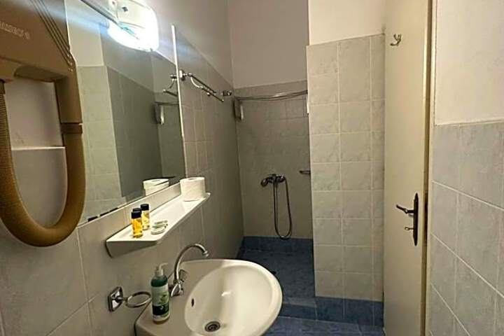 Photo 30