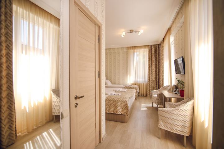 Room 19 of 52
