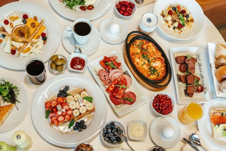 Dining 81 of 154