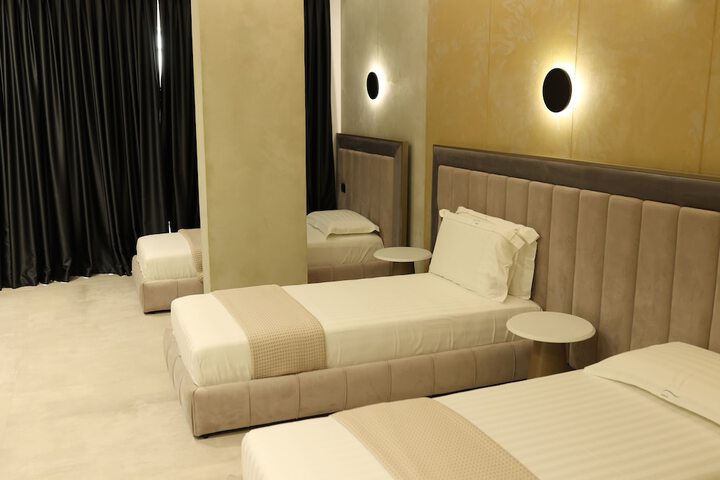 Room 9 of 88