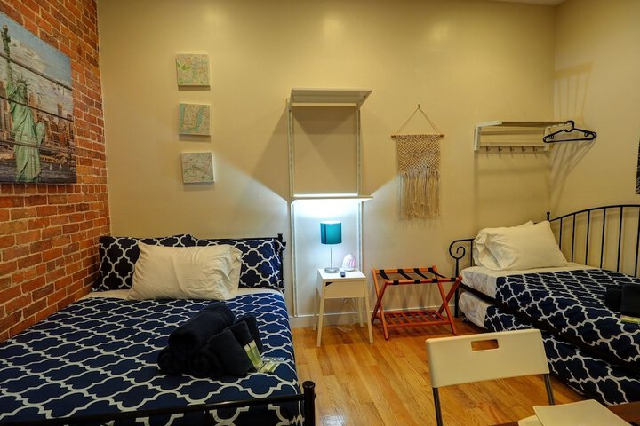 Room 105 of 214
